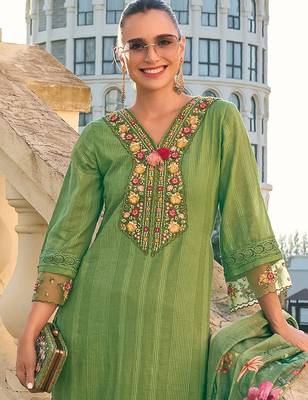 Floral Embroidered Thread Work Pure Cotton Kurta with Trousers & Dupatta 6