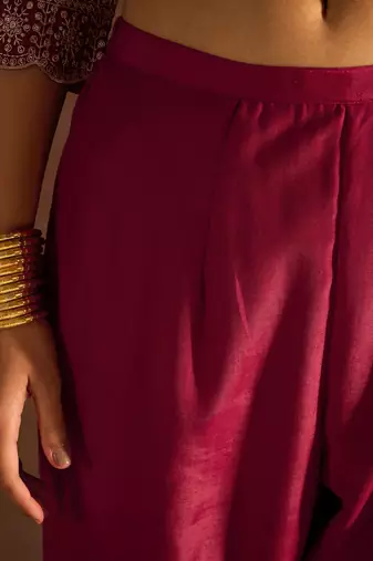 Ethnic Motifs Embroidered Thread Work Straight Kurta with Trousers & Dupatta