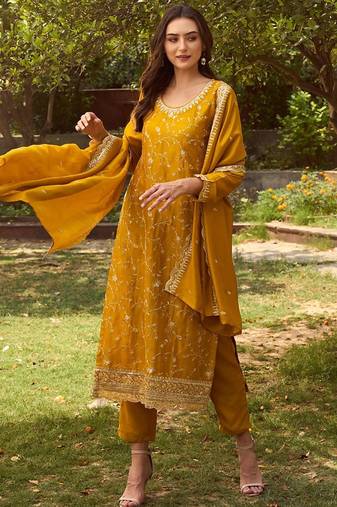 Ethnic Motifs Embroidered Round Neck Straight Kurta with Trousers & Dupatta
