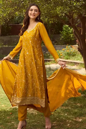 Ethnic Motifs Embroidered Round Neck Straight Kurta with Trousers & Dupatta