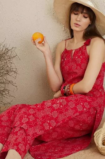 Bandhani Printed Shoulder Straps Pure Cotton Kurta with Trousers
