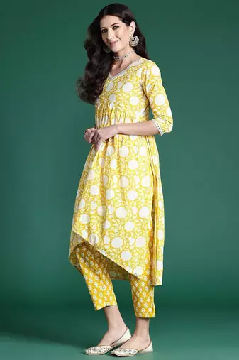 Women Floral Printed Empire Mirror Work Pure Cotton Kurta with Trousers & With Dupatta