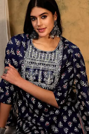 Ethnic Motifs Printed Thread Work Kurta With Trousers & Dupatta
