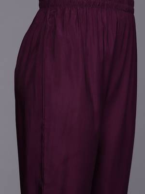 Women Floral Embroidered Regular Beads and Stones Kurta with Trousers & Dupatta 4