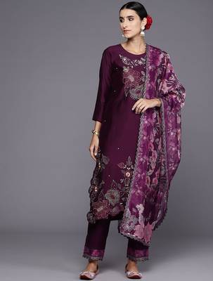 Women Floral Embroidered Regular Beads and Stones Kurta with Trousers & Dupatta 1