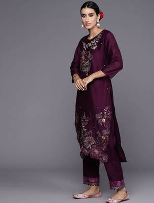 Women Floral Embroidered Regular Beads and Stones Kurta with Trousers & Dupatta 6