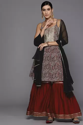Women Dyed Regular Thread Work Kurta with Sharara & With Dupatta