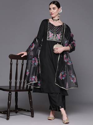 Women Yoke Design Regular Pure Cotton Kurta with Palazzos & With Dupatta 6