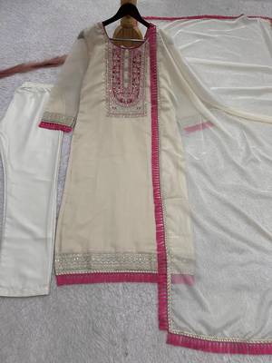 OFF-white color fancy embroidery cording dori sequin work with latkan lace border organza kurti set 5