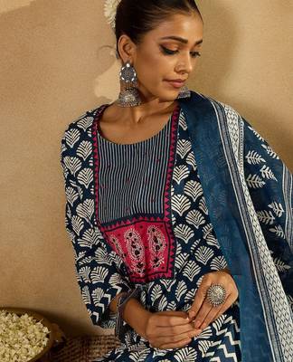 Blue Ethnic Motifs Printed Straight Round Neck Thread Work Pure Cotton Kurta Set 3