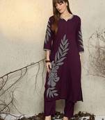 Women Floral Embroidered Regular Thread Work Kurta with Trousers