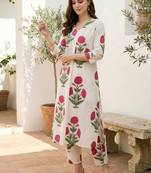 Women Floral Printed Regular Pure Cotton Kurta with Trousers