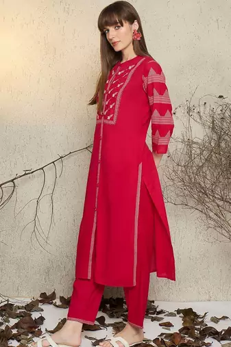Women Ethnic Motifs Print Regular Beads and Stones Pure Cotton Kurta with Trouser