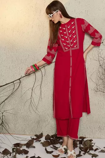 Women Ethnic Motifs Print Regular Beads and Stones Pure Cotton Kurta with Trouser
