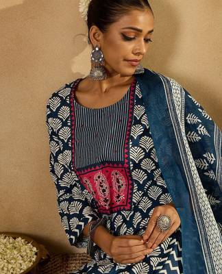 Ethnic Motifs Printed Thread Work Pure Cotton Kurta with Trousers & Dupatta 2