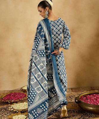 Ethnic Motifs Printed Thread Work Pure Cotton Kurta with Trousers & Dupatta 6