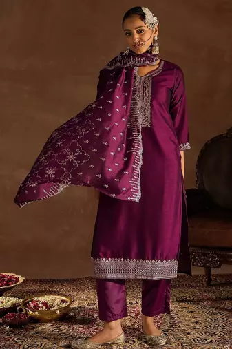 Burgundy Embroidered Regular Thread Work Straight Kurta With Trousers & Dupatta