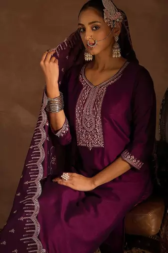 Burgundy Embroidered Regular Thread Work Straight Kurta With Trousers & Dupatta