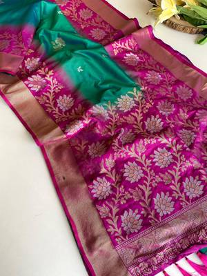 sea green color zari weaves contrast pallu and designer chaap border dual tone silk blend saree 3