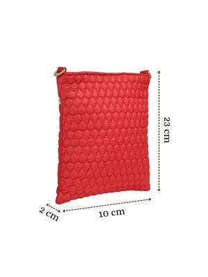   red polyester teardrop quilted sling bag 4