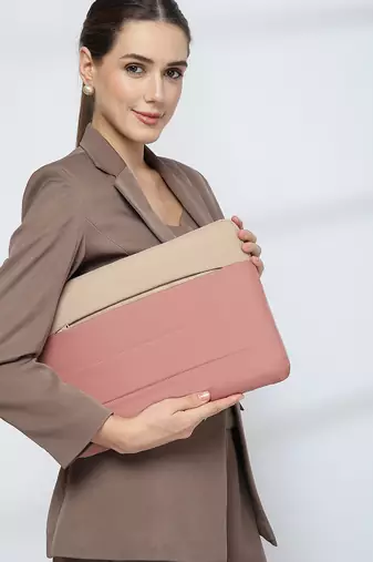   dusty pink polyester colour blocked laptop sleeve (upto 16")