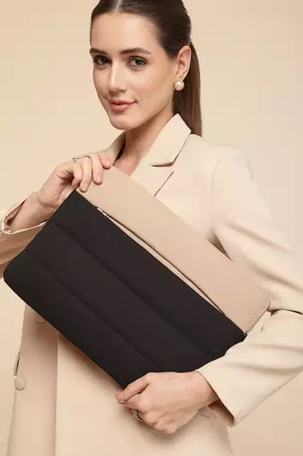   black & beige polyester colour blocked laptop sleeve (upto 14")