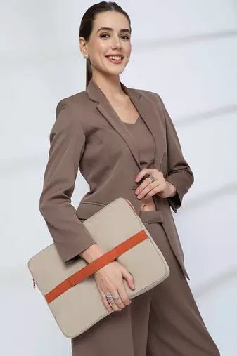   beige & rust polyester color blocked laptop sleeve (upto 14")