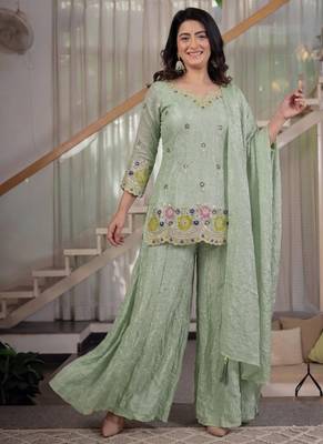 peach embroidery fendi crush full stitched sharara plazo 1