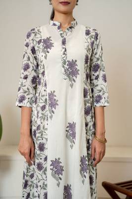 Lavender floral hand block printed cotton kurta pant set of 2 4
