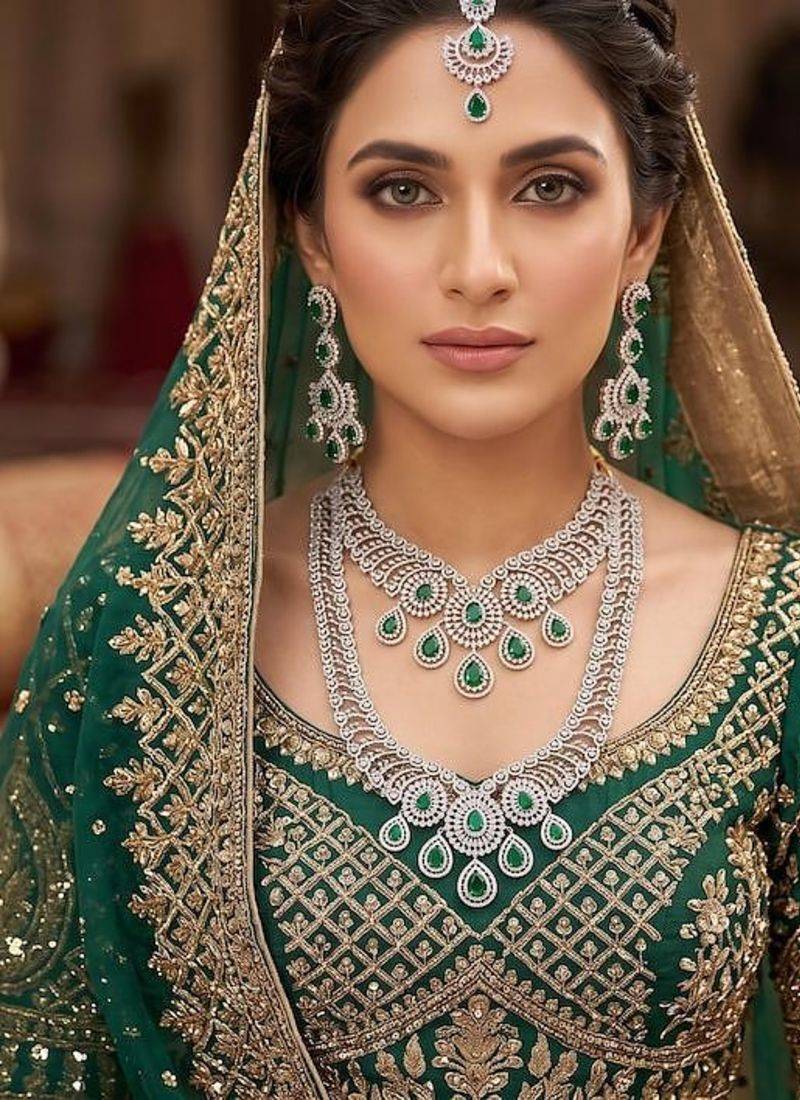 Emerald Green Cubic Zirconia Bridal Jewelry Set, Pakistani Indian Wedding Necklace Earrings Maang Tikka
