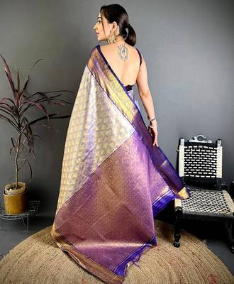 Women's navy blue soft silk leheriya saree with unstitched blouse 3