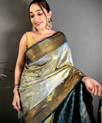 Women's sea green soft silk leheriya saree with unstitched blouse 4