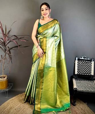 Women's light green soft silk leheriya saree with unstitched blouse 1