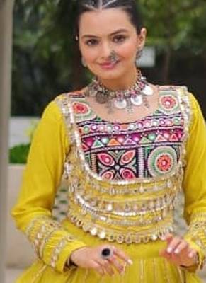 Parrot Green Roman Attractive Chaniya Choli (Free Size Stitched) 6