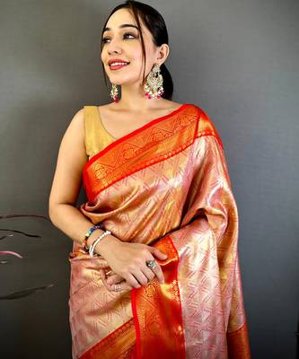 Women's pink soft silk leheriya saree with unstitched blouse 4