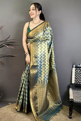 women's green soft silk blend saree with unstitched blouse