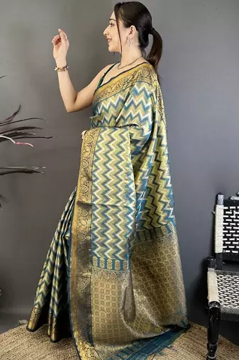 women's green soft silk blend saree with unstitched blouse