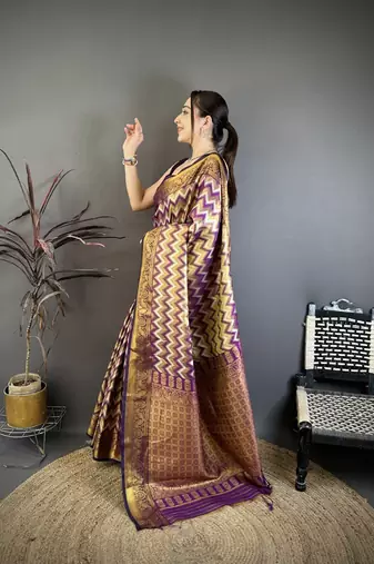 women's wine soft silk blend saree with unstitched blouse