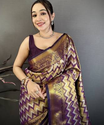 Women's wine soft silk leheriya saree with unstitched blouse 4