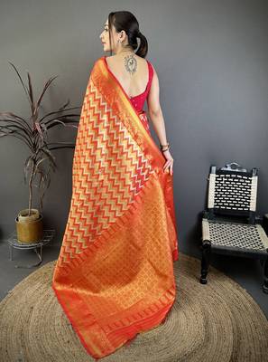 Women's red soft silk leheriya saree with unstitched blouse 3
