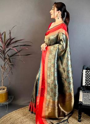 Women's sea green soft silk banarasi saree with unstitched blouse 2