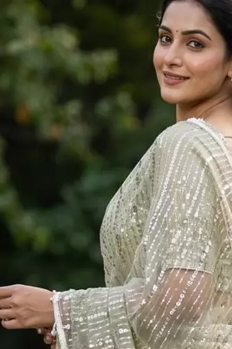women's pistq net partywear saree with unstitched blouse