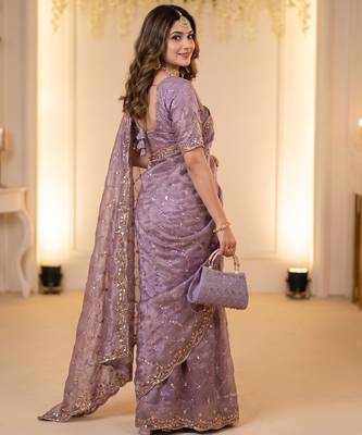 Women's lavender silk partywear saree with unstitched blouse 2