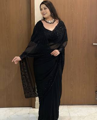 Women's black gorgette partywear saree with unstitched blouse 4