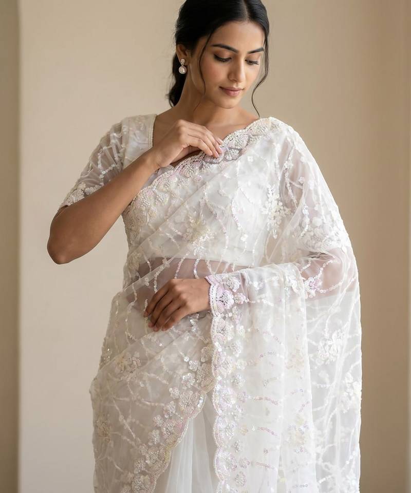 Women's white net partywear saree with unstitched blouse