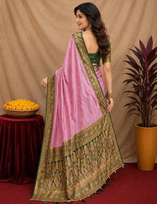 pink green soft silk blend with jacquard woven work saree with unstitched blouse piece 3