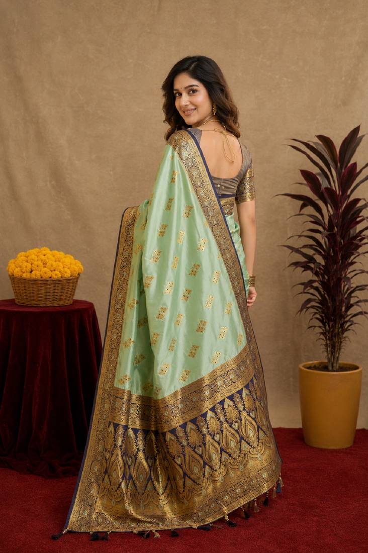 sea green soft silk blend with jacquard woven work saree with unstitched blouse piece