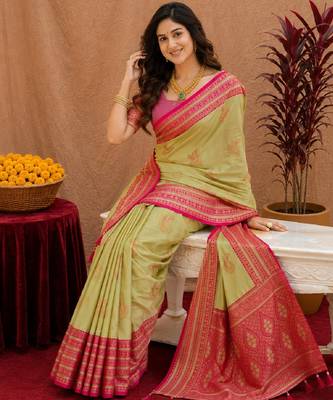 pista green soft silk blend with jacquard woven work saree with unstitched blouse piece 4