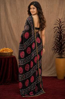 Black linen digital print work saree with unstitched blouse piece 3