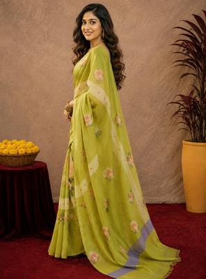 Parrot green linen digital print work saree with unstitched blouse piece 3